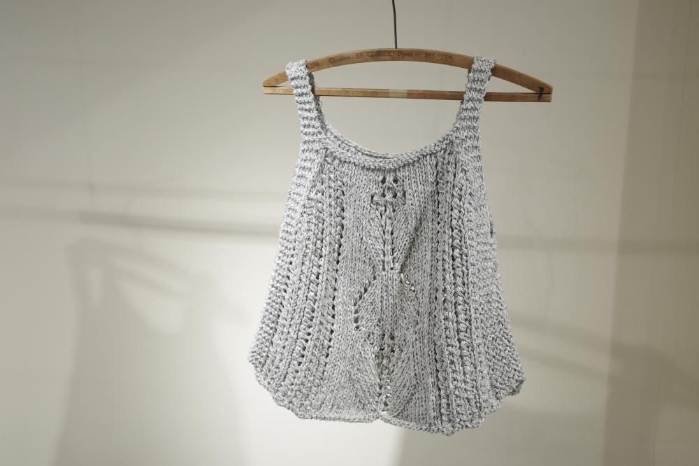 SEEALLHAND KNIT CABLE TOP / GREY