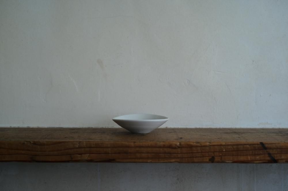 崔　在皓さんの白磁•深皿　2枚　美品 崔在皓（チェ ジェホ）さんの白磁のパスタ皿 | 暮らしとおしゃれ