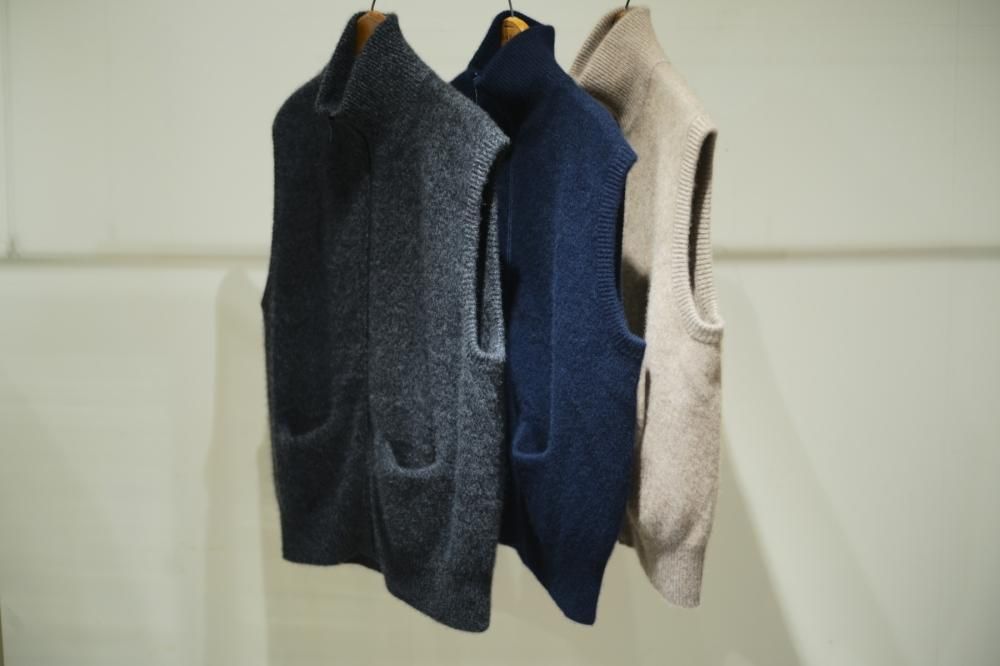 MAATEE&SONS CASHEMERE 強圧縮 JIP VEST MAATEE&SONS CASHEMERE 強圧縮 JIP VEST