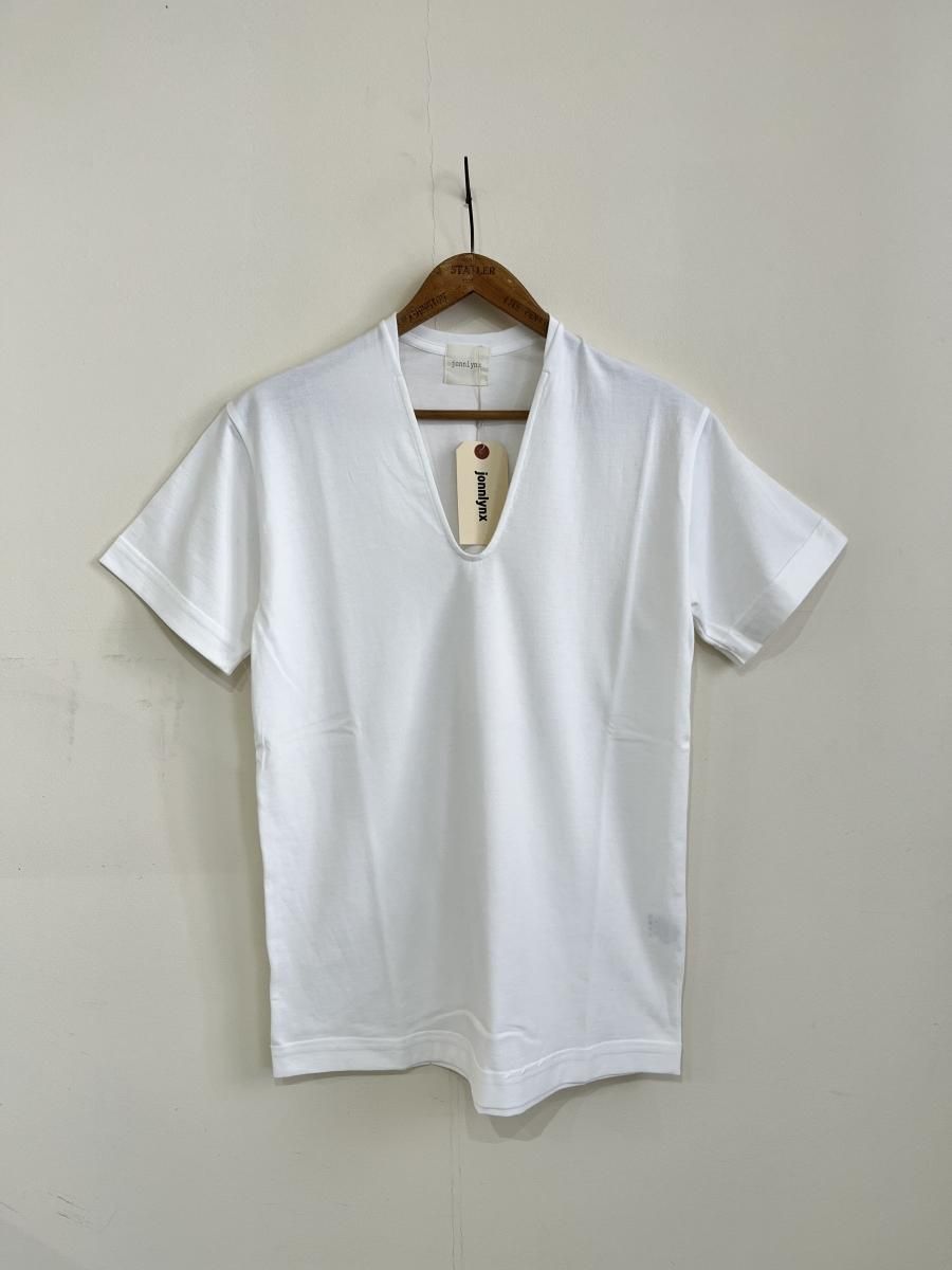 jonnlynx V neck tee