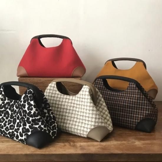 しぃちゃん♡ アルミバネ口金 トート しぃちゃん♡ アルミバネ口金