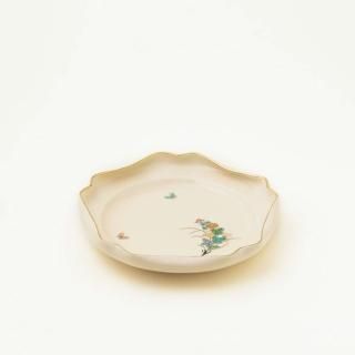 青釉天道虫皿[アオユウテントウムシザラ]｜沈壽官窯（ちん