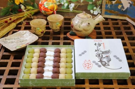 坊っちゃん団子 12本入り 創業明治16年 つぼや菓子舗 坊っちゃん団子 12本入り 創業明治16年 つぼや菓子舗