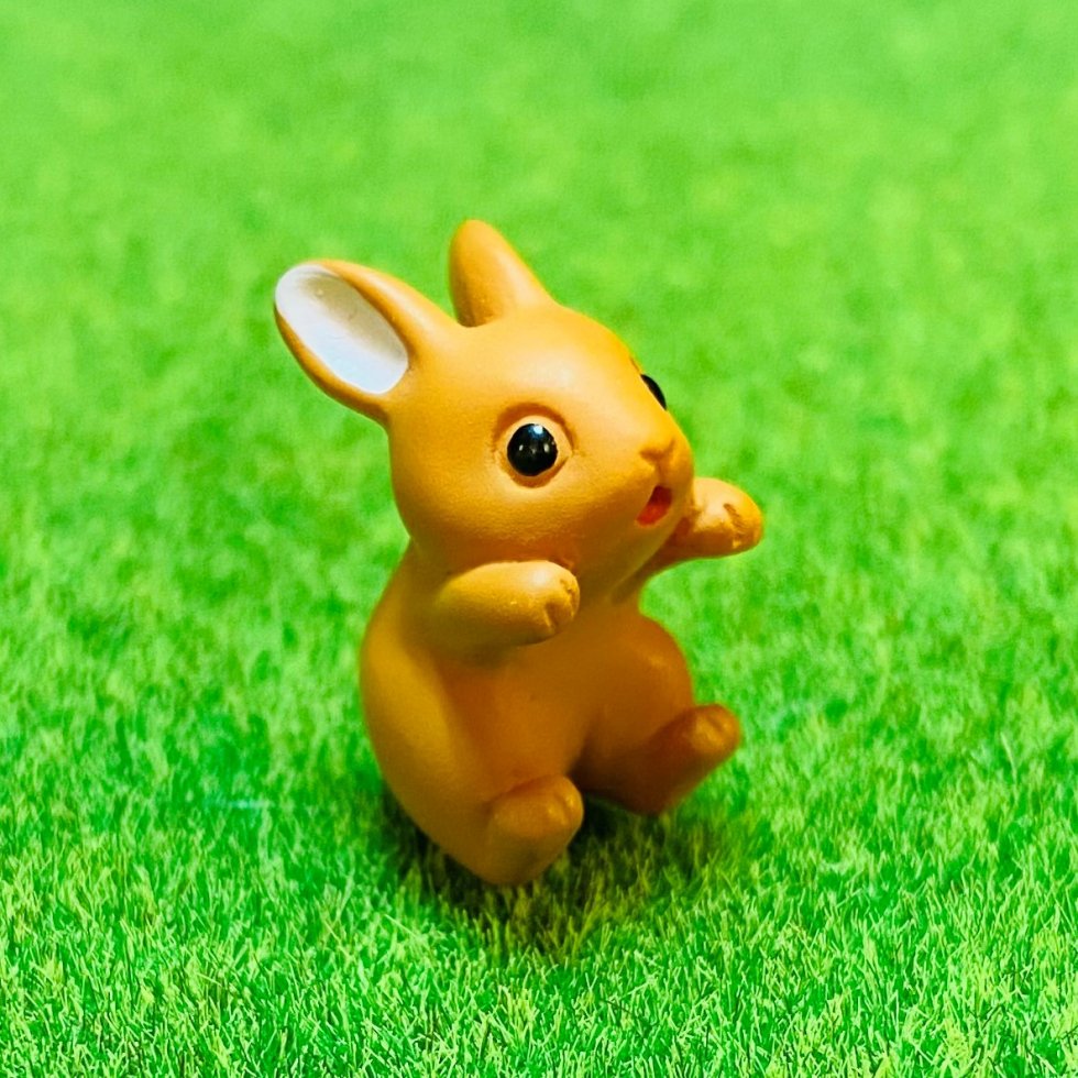 関連商品】旅するウサギ：茶色いウサギさんのミニフィギュア - Kipera 
