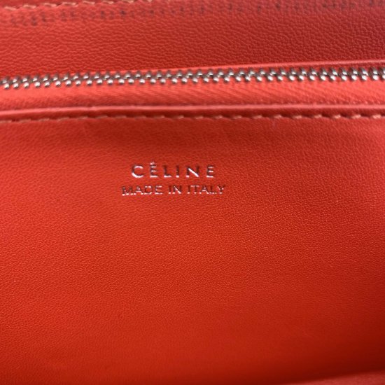 美品 CELINE セリーヌ 長財布 レザー ラウンドファスナー オレンジ形状