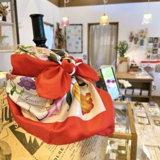 <img class='new_mark_img1' src='https://img.shop-pro.jp/img/new/icons1.gif' style='border:none;display:inline;margin:0px;padding:0px;width:auto;' />륯ա֡red   GUCCI   old&used
