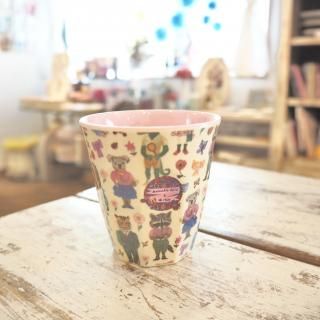 Rady リゾートフラワー メラミンプレート 2枚セット Rady（食器）のフリマアイテム一覧