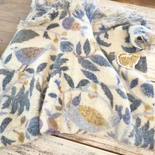 <img class='new_mark_img1' src='https://img.shop-pro.jp/img/new/icons1.gif' style='border:none;display:inline;margin:0px;padding:0px;width:auto;' />ブランケット Plants Birds 松尾ミユキ