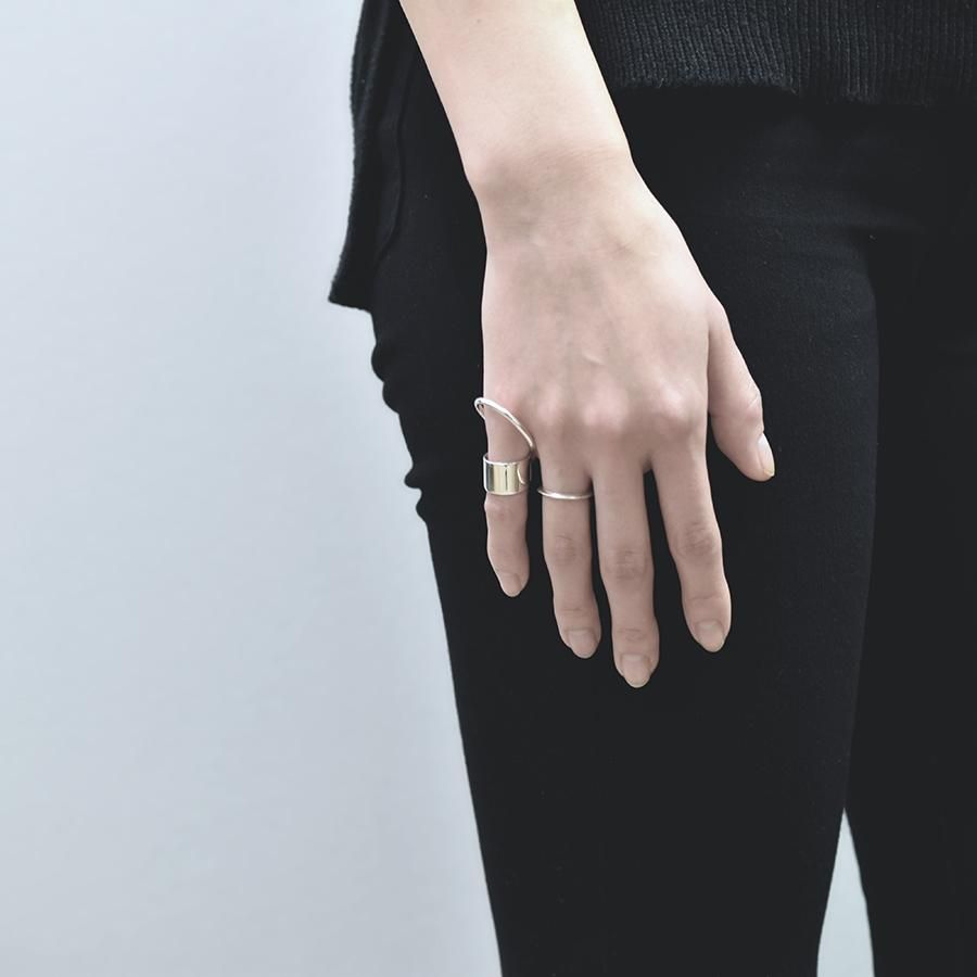 アクセサリー P62 two ply 636 Radial Pattern Cubic Zirconia Wax Cord Bracelet