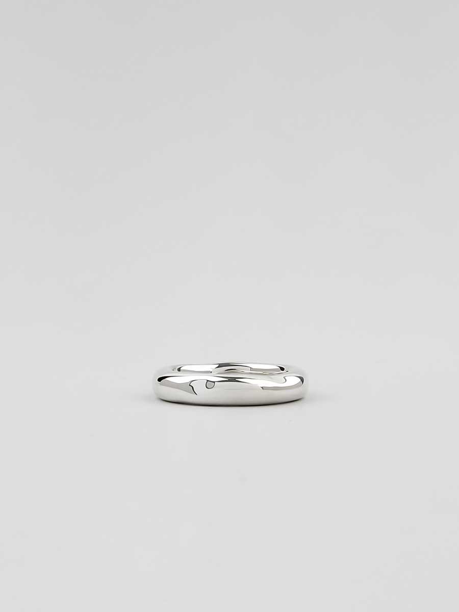 UNKNOWN. U072 “ HERE ” RING / SILVER