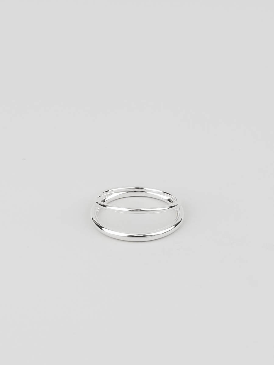 UNKNOWN. U075  SUBTLE  RING / SILVER