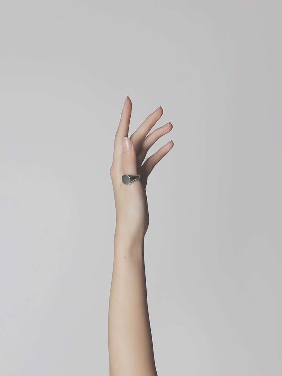 UNKNOWN. U091D “ v.e SIGNET ” RING / SILVER - 神戸 GOODDAYS