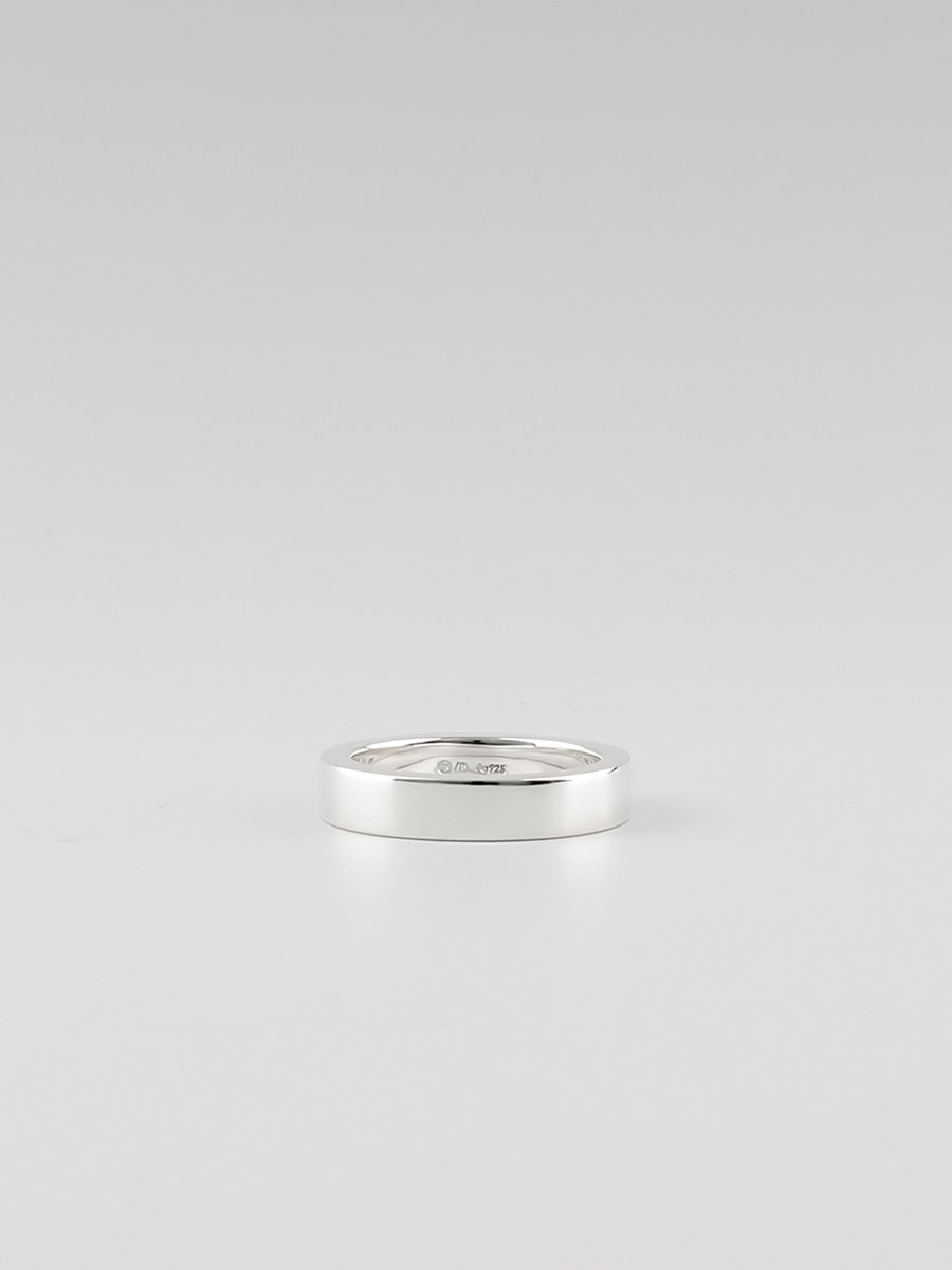 UNKNOWN. U571B   CUT  RING / SILVER