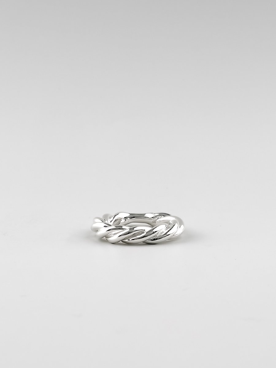 UNKNOWN. U583  “ WIRE PINKY ” RING / SILVER