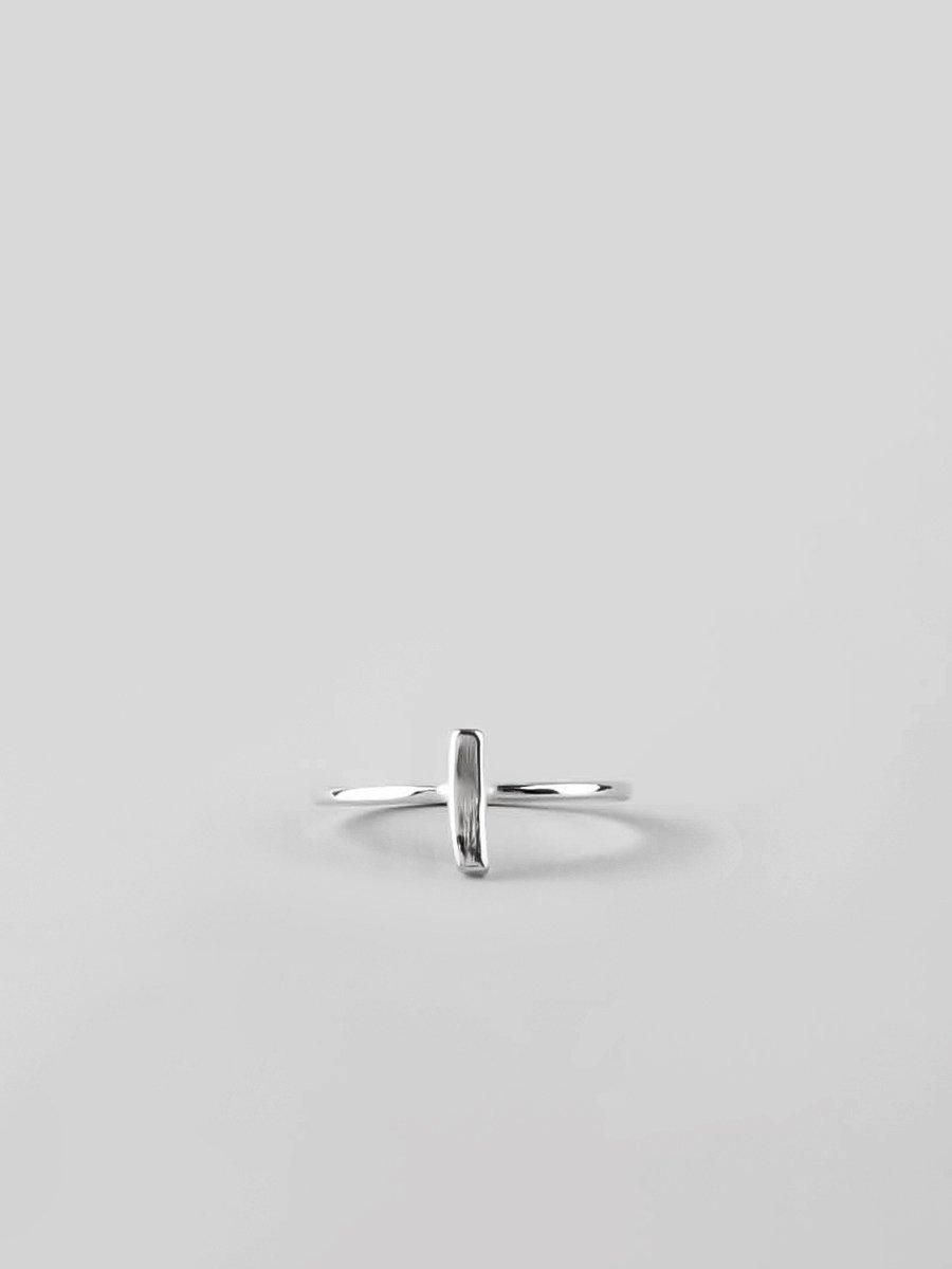 UNKNOWN. U590   BRICK 1  RING / SILVER