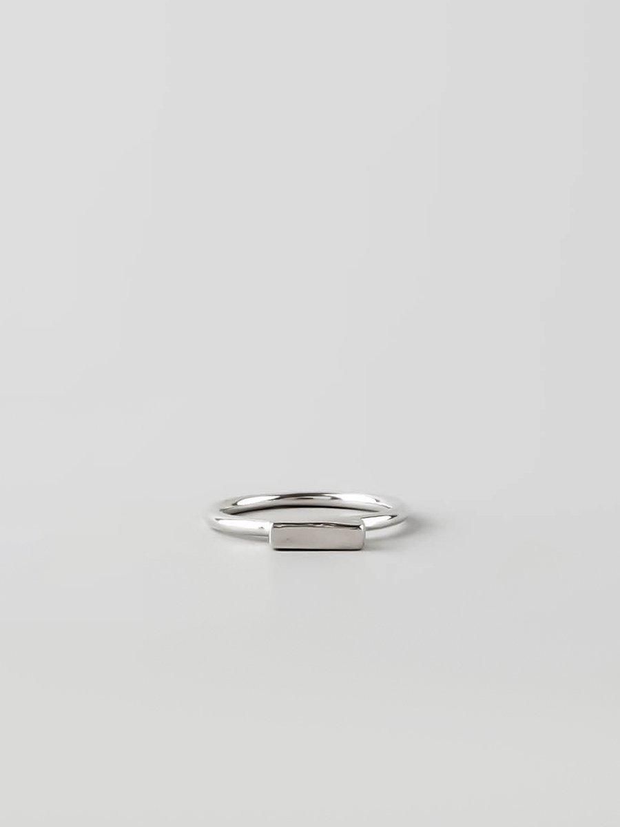 UNKNOWN. U592   BRICK 3  RING / SILVER