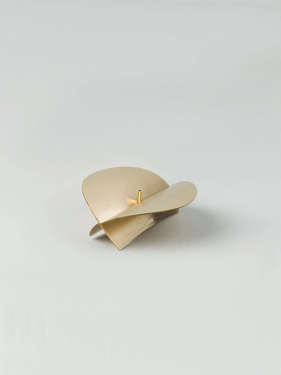 銀細工　香料入れ APOTHEKE FRAGRANCE - Brass Incense Holder - 神戸 GOODDAYS