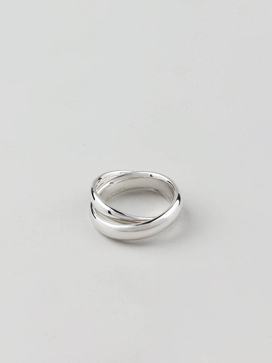 UNKNOWN. U599  TWO SEMICIRCLE 2 RING / SILVER