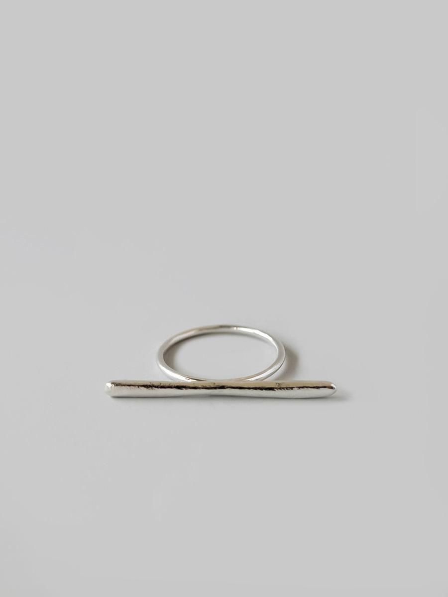 UNKNOWN. U5123  CLASH BAR 1 RING / SILVER