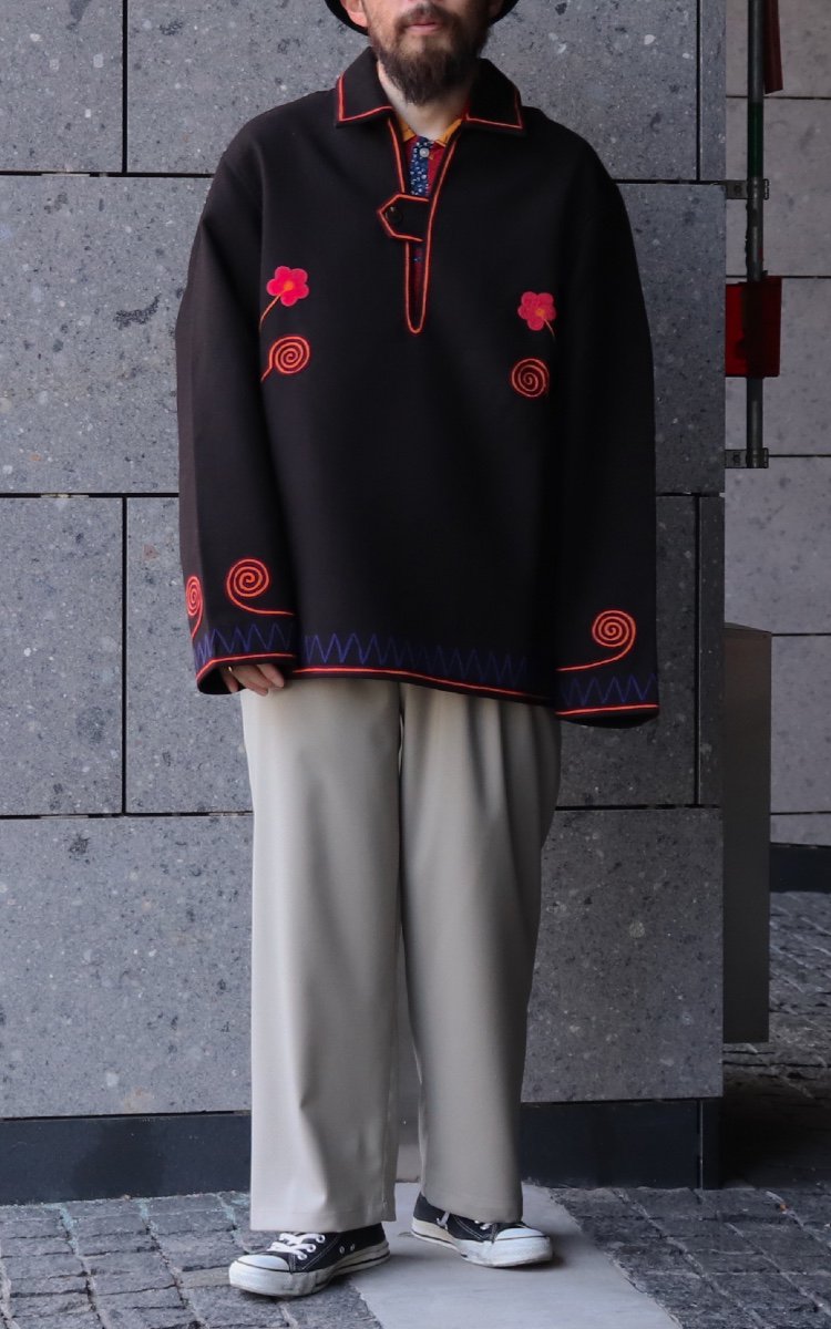 BODERANCHER EMBROIDERED PULLOVER