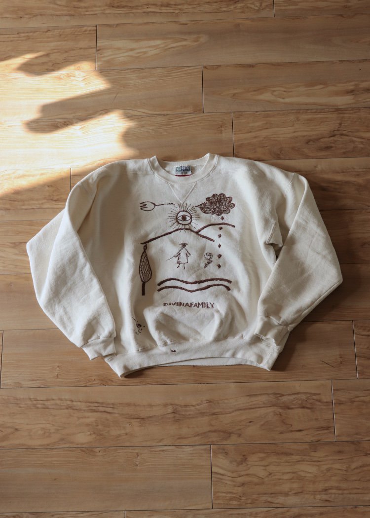 DIVINA FAMILY【 Hand Embroidered Sweatshirts 】