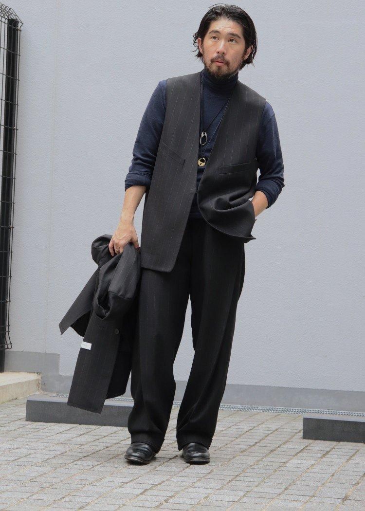 Lea Boberg  D.W.VEST / BLACK / WHITE STRIPE