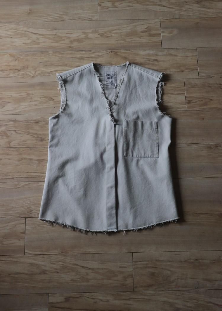 GABRIELA COLL GARMENTS】Vネックシャツ 新品タグ付 - メルカリ