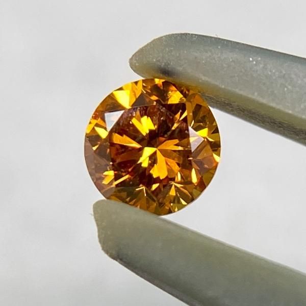 FANCY VIVID YELLOWISH ORANGE(ファンシーヴィヴィッドイエロ