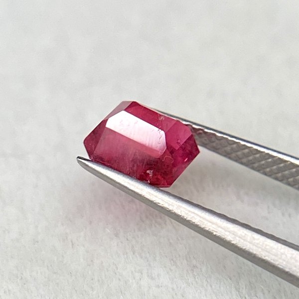 希少石☆極上レッドベリル 「赤いエメラルド」 0.368ct （DGL鑑別書付 