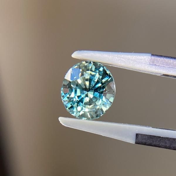 極美・レア☆大粒ティールサファイア オーバル 約3.245ct 強多色 極美・レア☆大粒ティールサファイア オーバル 約3.245ct 強多色