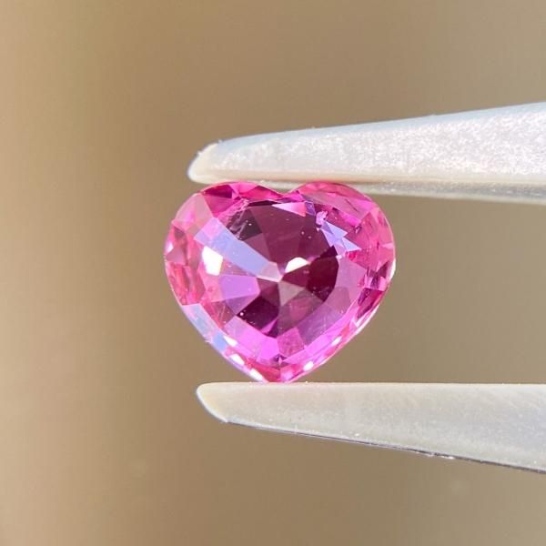 ハイクオリティ☆天然ピンクサファイア ハートシェイプ 1.176ct