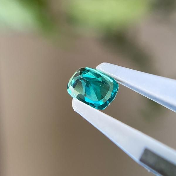 【ばら売りご相談中】グリーンの石 グリーンガーネット1.17 ct No85559宝石ルースいしや - メルカリ