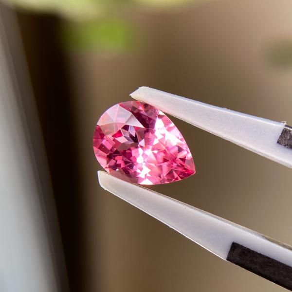 ミラノ★タンザニア産ピンクスピネルハートシェイプ★オーダー 新着◇天然スピネル 1.27ct 【Beautiful Neon】 タンザニア ハート