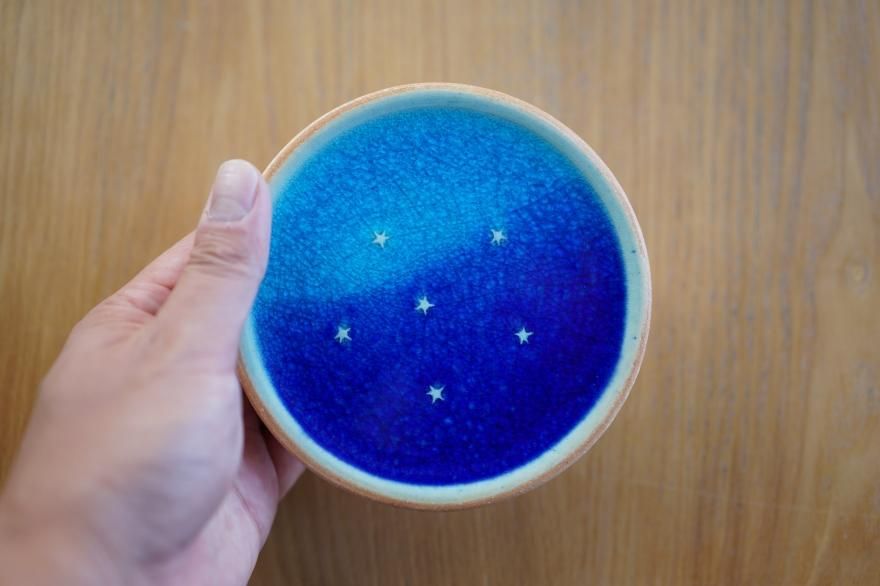 やちむん 青の煌き3寸皿【きら星工房 秋元ナナ】 - おきなわ