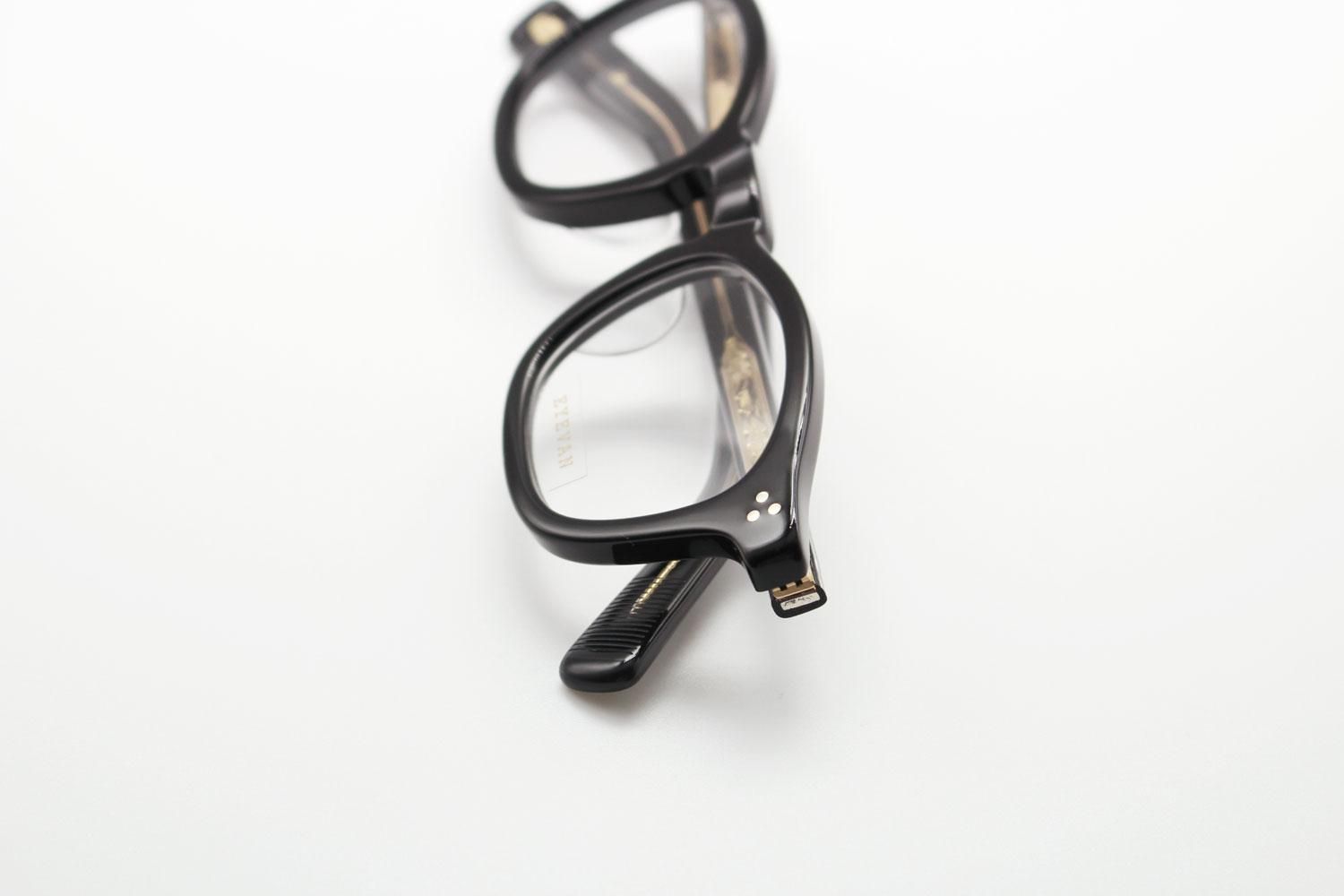 EYEVAN：アイヴァン 