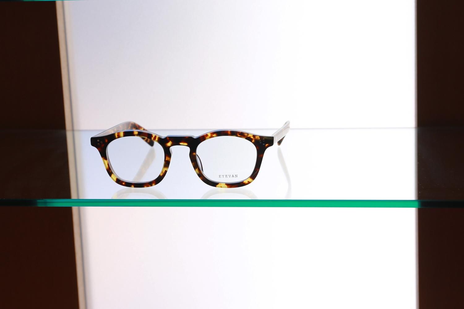 EYEVAN：アイヴァン 