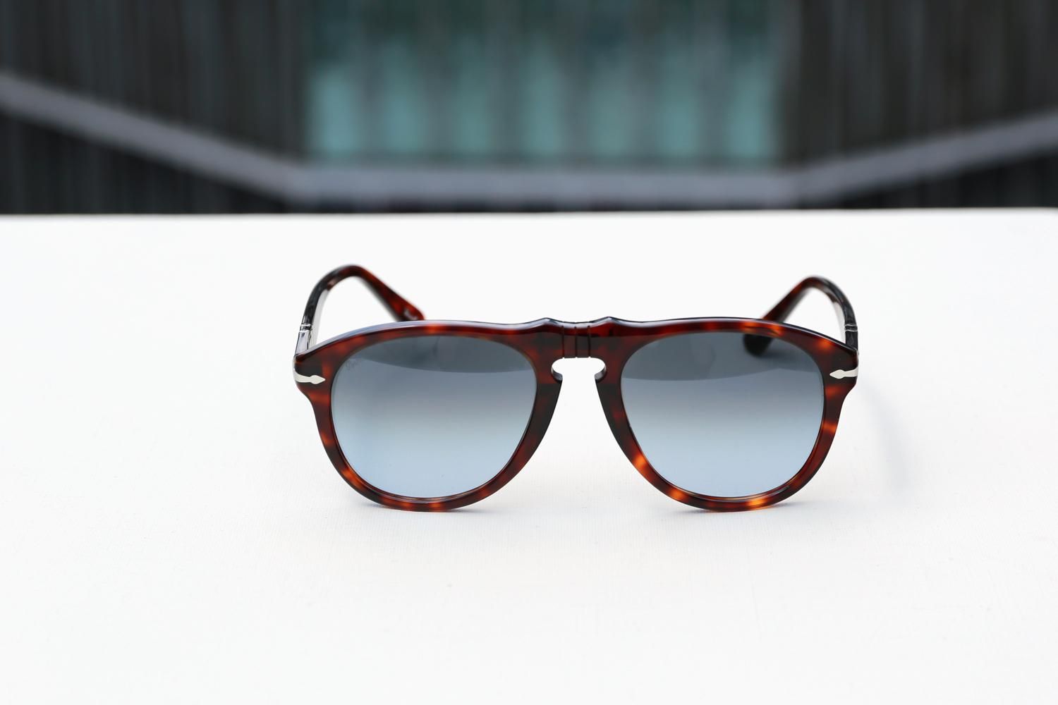 Persol：ペルソール 