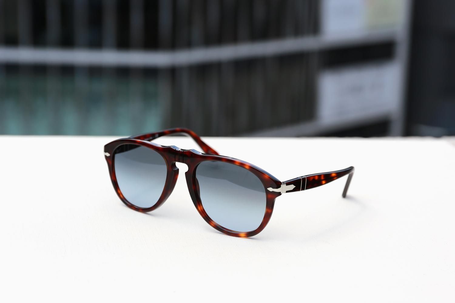 最大級の通販サイト 【激レア】a.p.c ×Persol サングラス コラボ