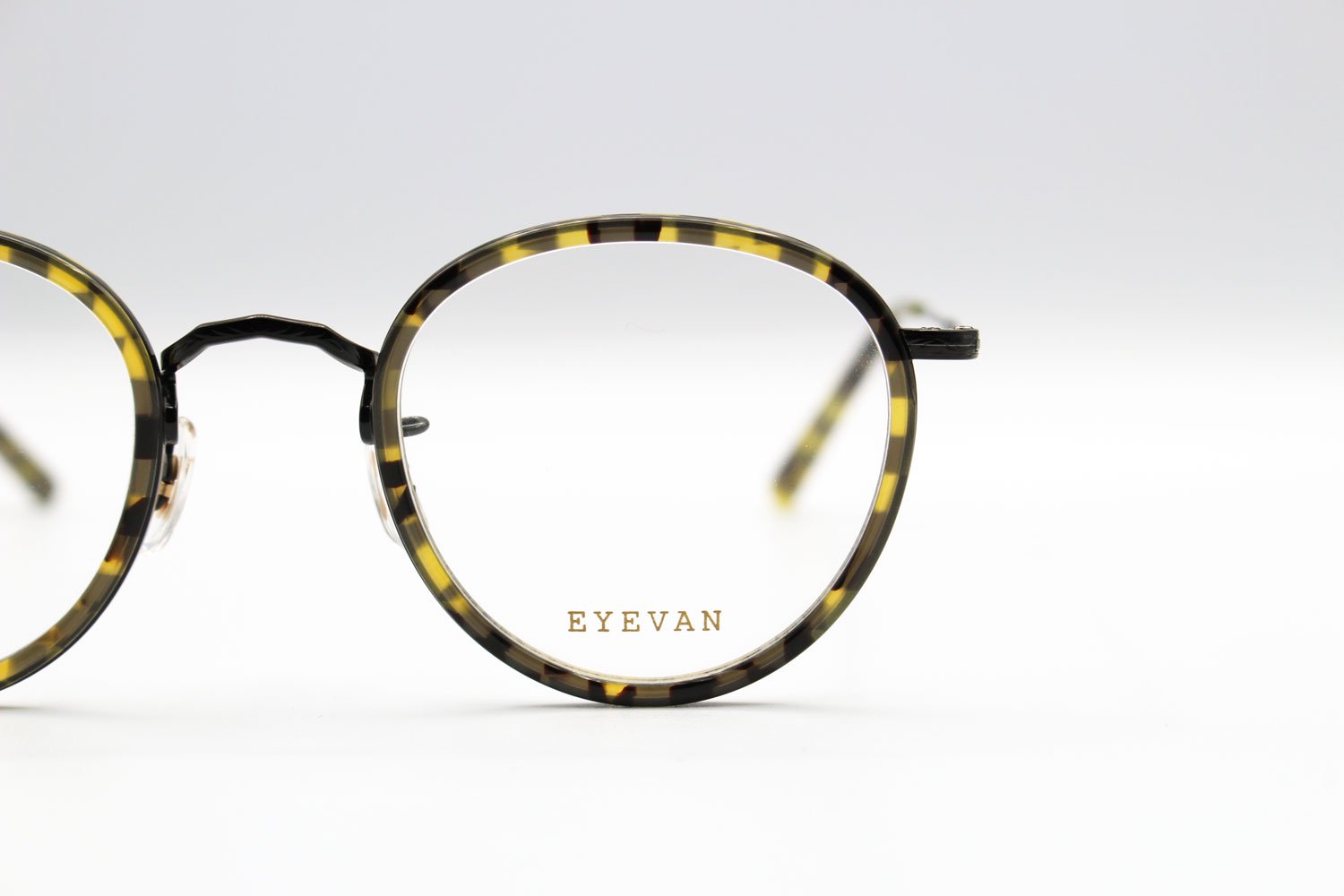 EYEVAN：アイヴァン 