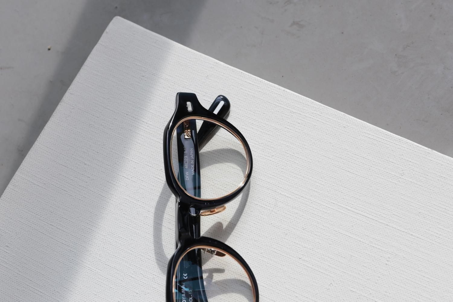 名作 YUICHI TOYAMA U-129 DFW サングラス レンズ付 眼鏡 Yuichi Toyama - DFW (U-129) Eyeglasses | Specs Collective