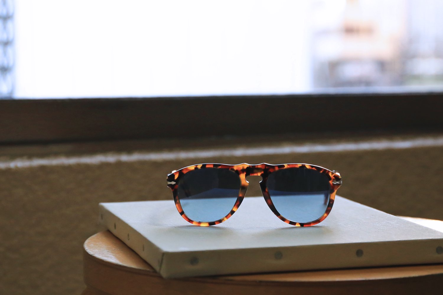 Persol：ペルソール 