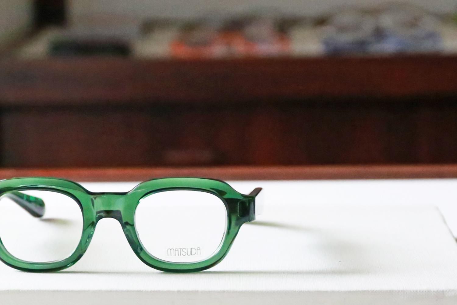 【廃盤決定品】MATSUDA M1028サングラス 眼鏡　クリアフレーム　極太 MATSUDA】 トレンドのクリア×極太セル なんと最大厚10