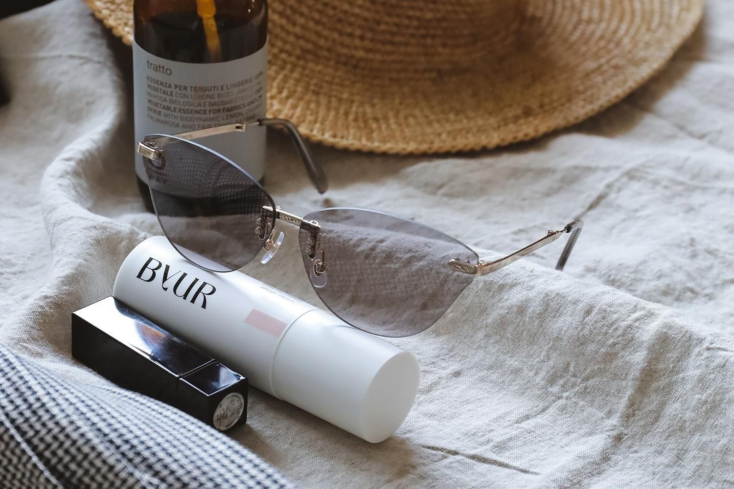 megane and meᥬ  ߡ 