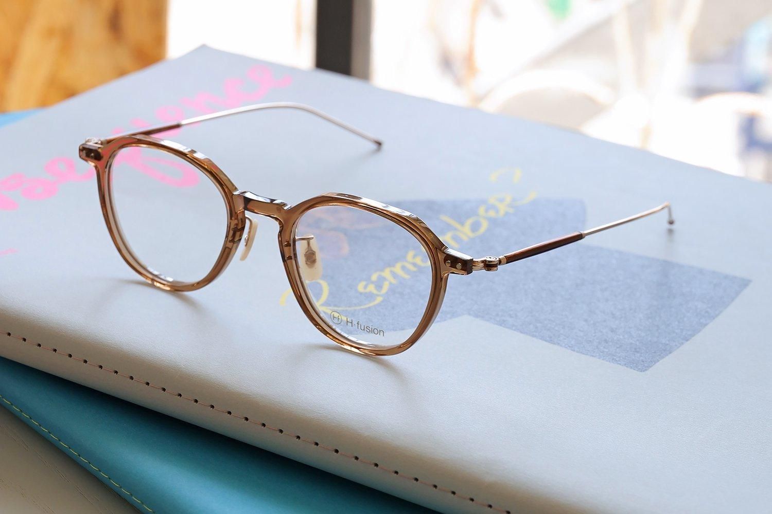 H-fusion：エイチフュージョン Re: が提案する夏の新しいスタンダード 2カーブレンズサングラス - 黒縁 - : Re: Riverport  eyewear & coffee Blog