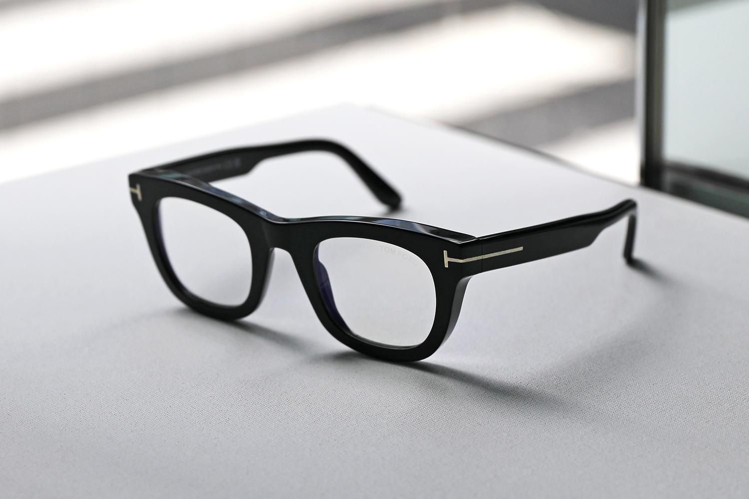 未使用 TOM FORD トムフォードTF5865-Bメガネ サングラス 未使用 TOM FORD トムフォードTF5865-Bメガネ サングラス