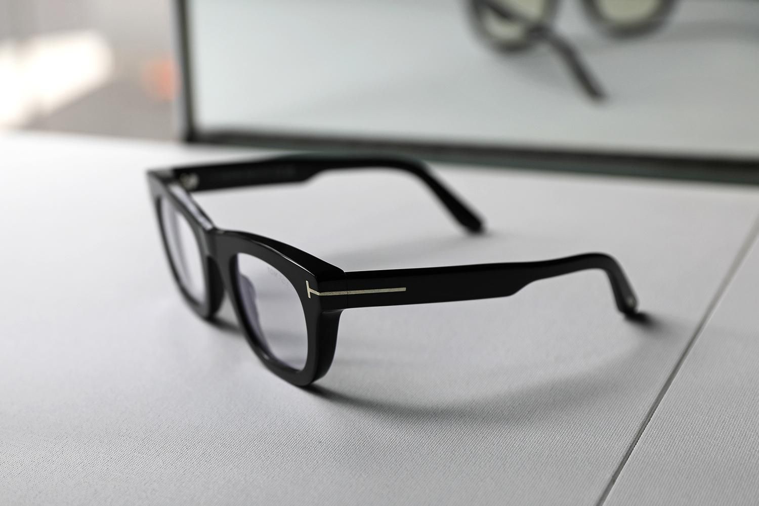 TOM FORD トムフォード サングラス 眼鏡TF5870-B 001 ECO TOM FORD トムフォード メガネ TF5870-B FT5870-Bメンズ