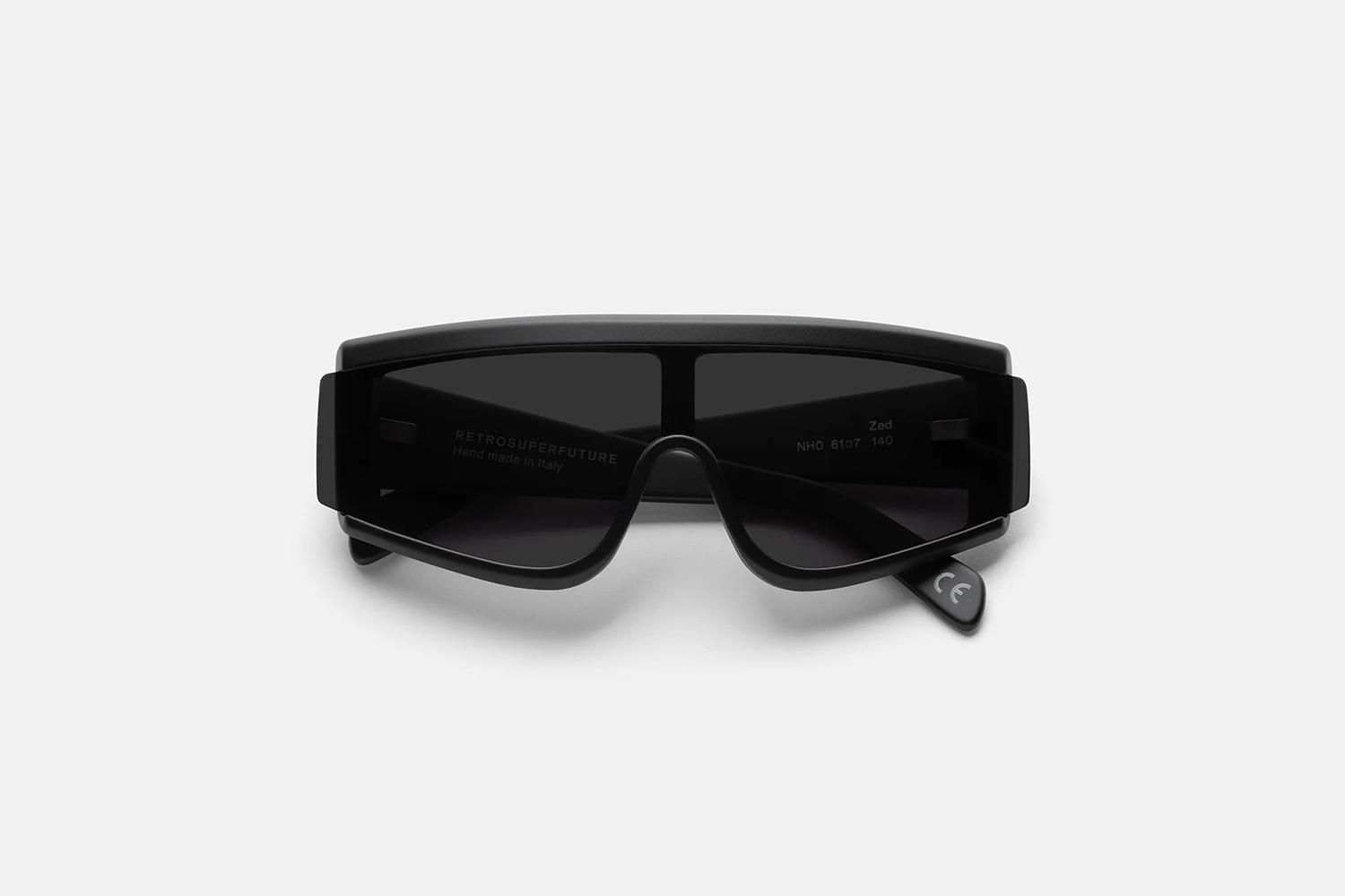 Retrosuperfuture - メガネ・サングラス 通販サイト EYEWEAR Retrosuperfuture - メガネ・サングラス 通販サイト EYEWEAR