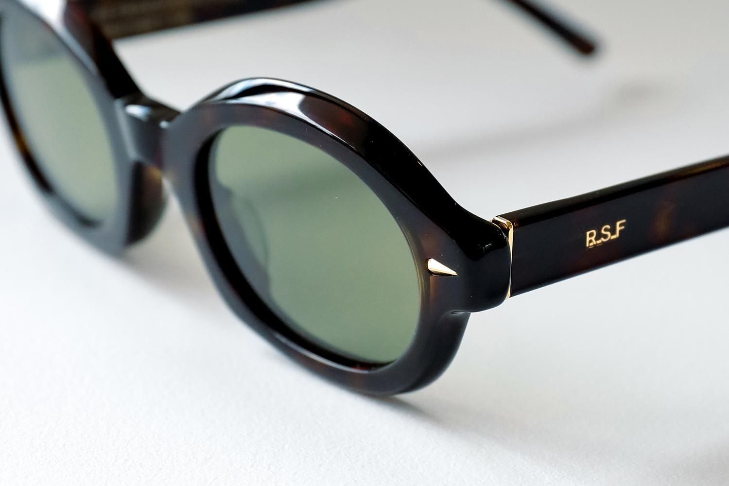 サングラス RETROSUPERFUTURE EYEWEAR (LRV) Retrosuperfuture サングラス | 正規品保障SmartBuyGlasses