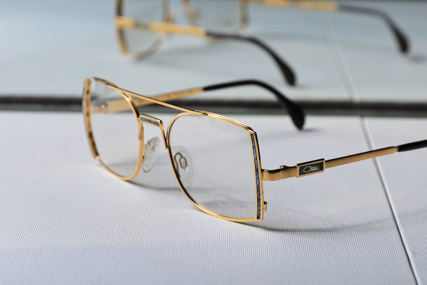 VINTAGE：ヴィンテージ  CAZAL 242  col. 97/069 - メガネ・サングラス 通販サイト EYEWEAR MEBIUS  ONLINE SHOP