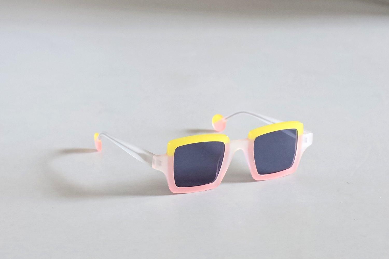 theo テオ サングラス theo：テオ 